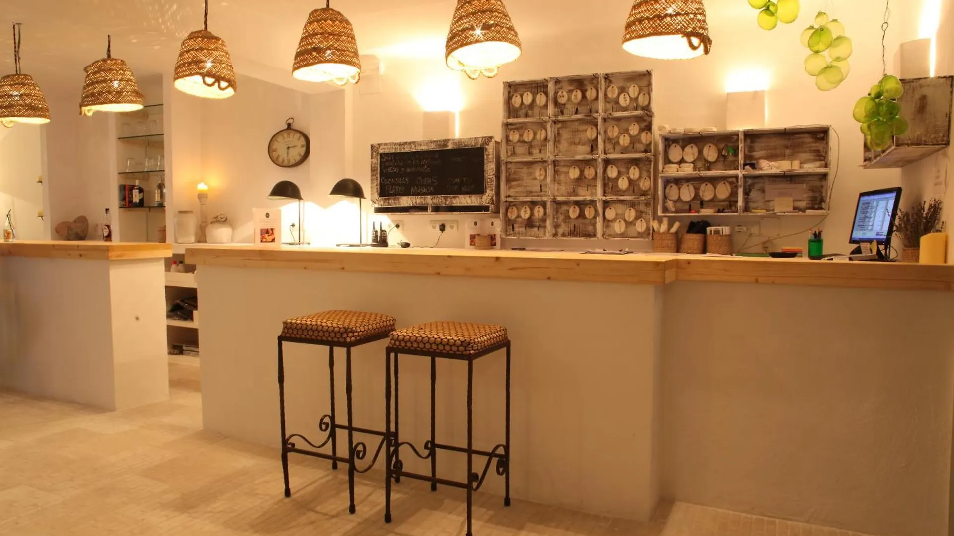 Juanita Hostal Ibiza